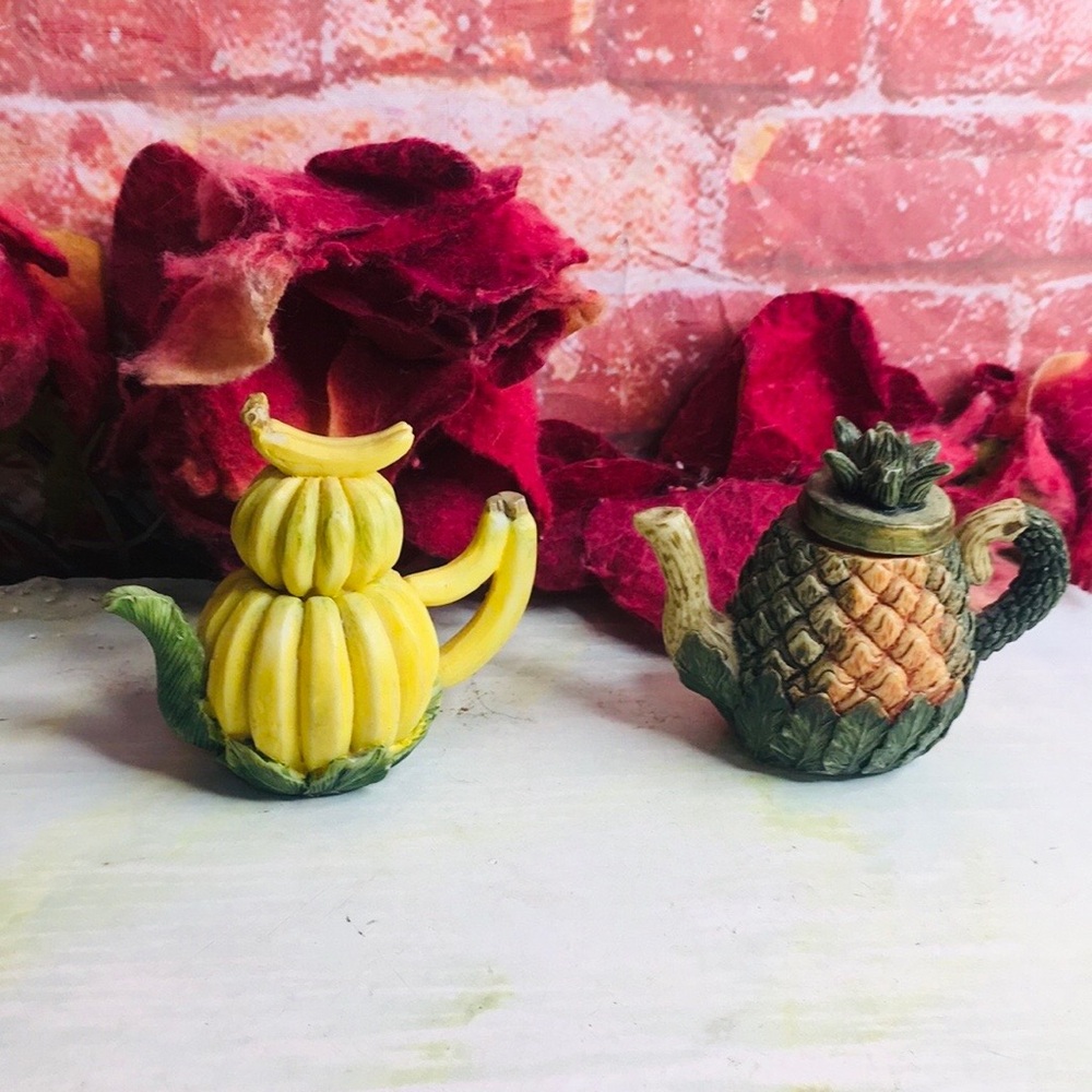 Vintage MCM Mini 2.5" Ceramic
Banana and Pineapple Teapots